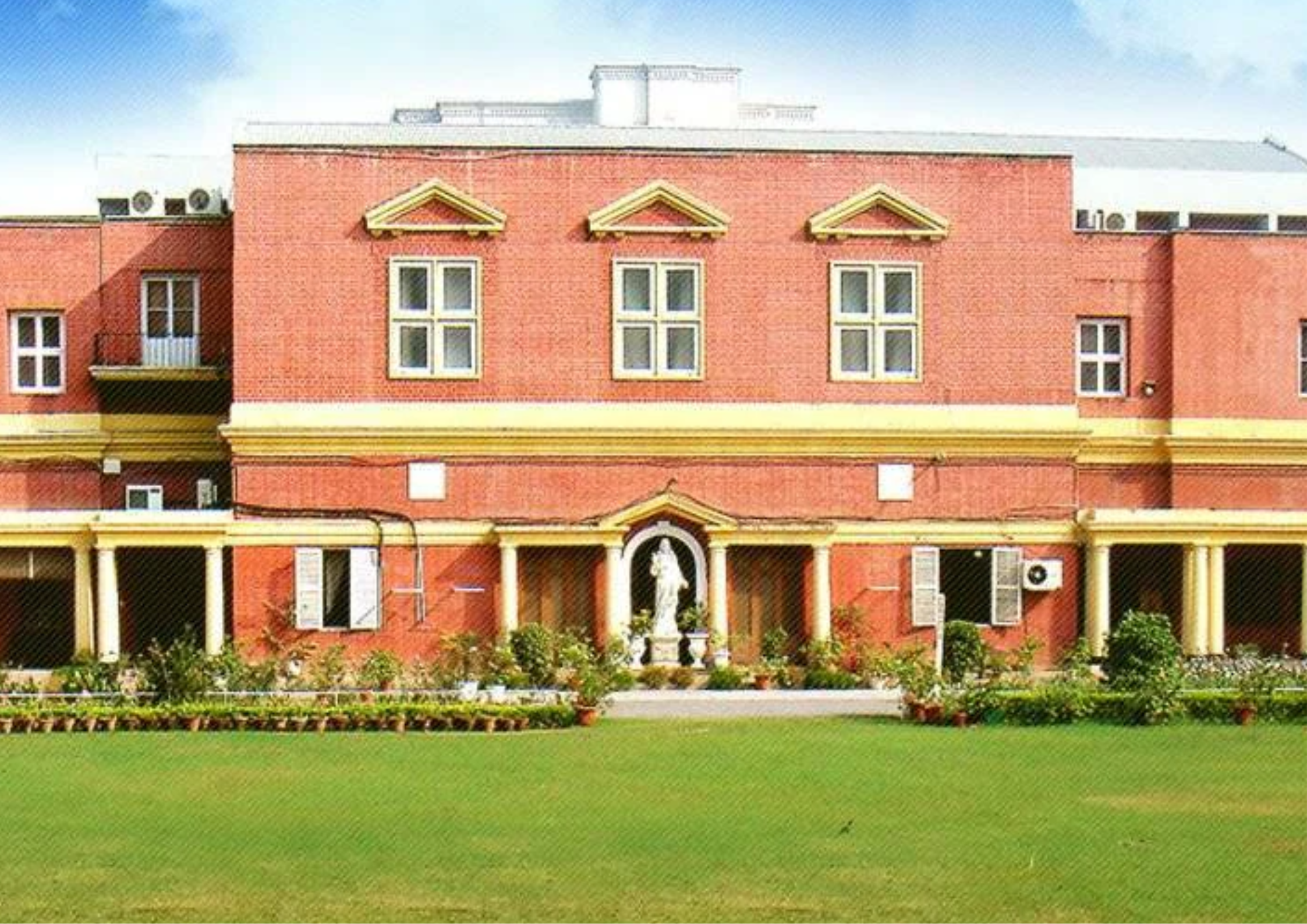 International Girls CBSE Boarding Schools in India