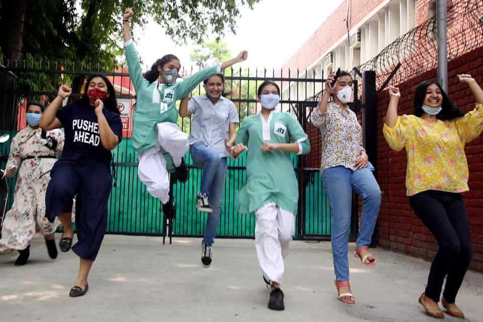 You are currently viewing JEE MAIN RESULT 2020 DECLARED BY THE NTA: 24 CANDIDATES SECURED A 100 PERCENTILE
