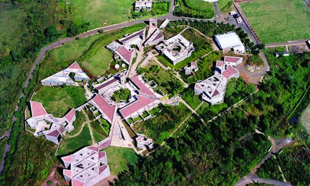 UWC Mahindra College